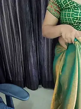 Stripchat Adult Webcams of Tanvi_Patil