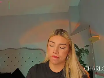 Stripchat Private Sex Chat of charlotte__grey