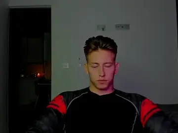 Stripchat Free Porn Cam of find0m_master