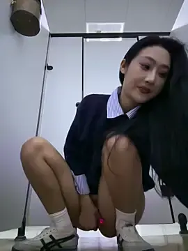 Stripchat Live Sex Cam of so-linger