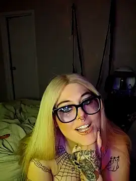 SpiderRose from stripchat