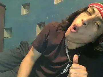 Stripchat Free Live Porn of AlexAlejandro13