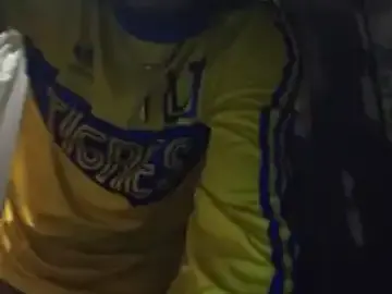 Stripchat Adult Webcams of AlexAlejandro13