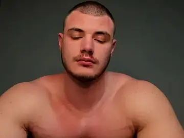 Stripchat Adult Webcams of Troy_Bigtitan