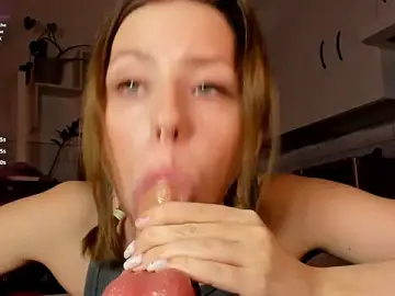 Stripchat Best live sex cam show of ilona_curly