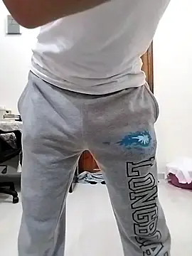 Stripchat Live Sex Cam of Mo_BigMeat