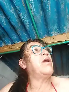 Stripchat Live Sex Cam of clarita_01