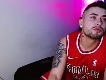 Stripchat Live Porn of miia-liiam