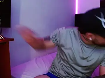 Stripchat Sex Cam of miia-liiam