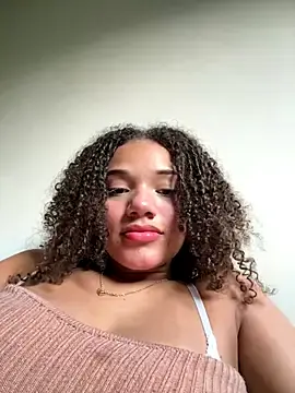 Stripchat Best Webcam of Bombomziin