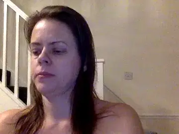 Stripchat Free Porn Cam of ElizabethArden42-