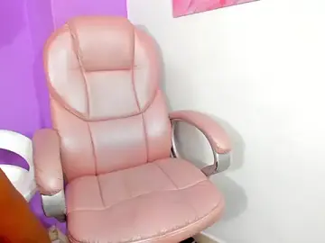 Stripchat Free Porn Cam of VICTORIAOBEY