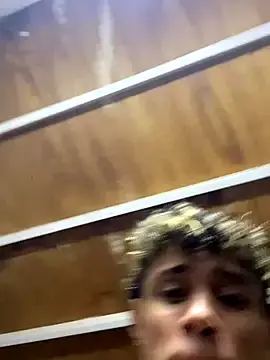 Stripchat Sex Cam of meliodas_23cm