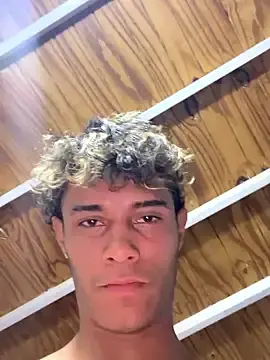 Stripchat Free Porn Cam of meliodas_23cm