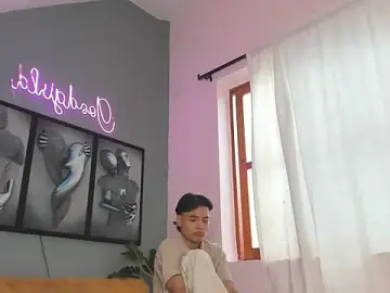 Stripchat Adult Video Chat of camillo_virgil