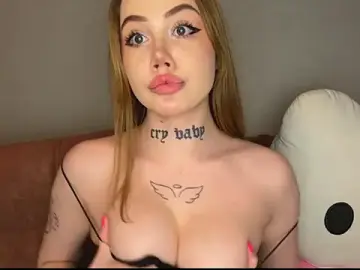 Stripchat Nude Webcam of hanna_cry_baby