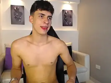 Stripchat Adult Webcam of AdrianRinaldi