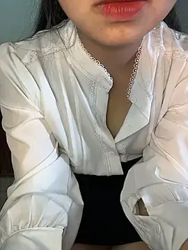 Stripchat Nude Webcam of Bong_lovelyy