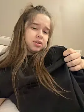 Stripchat Live Sex of HornyGirlH