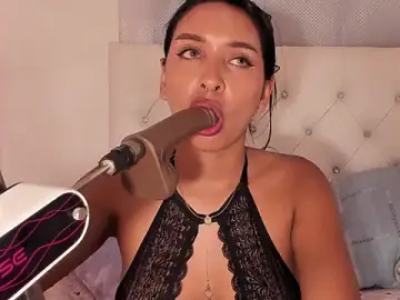 Stripchat Best Webcam of Emma_lorense22