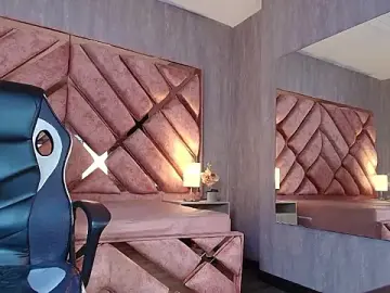 Stripchat Nude Webcam of GISELLE_HOTLOVE