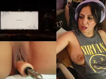 Stripchat Nude Webcam of roknblaze