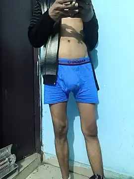 Stripchat Sex Chat of DeSi_hot_young_couple