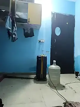 Stripchat Free Porn Cam of DeSi_hot_young_couple