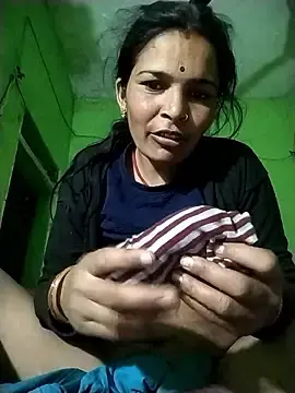 Stripchat Free Porn Cam of Hot_Kajal5