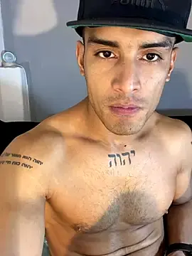 Stripchat Adult Webcam of Maicol_xxxx