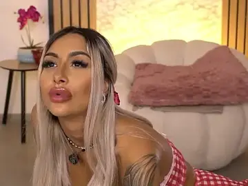 Stripchat Adult Video Chat of GoldenAmber