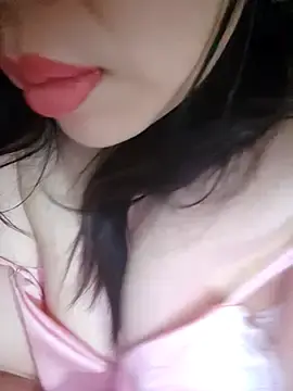 Stripchat Live Sex Cam of Julyy08