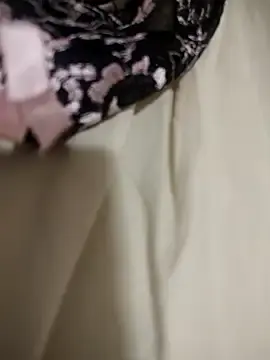 Stripchat Adult Webcam of Karine0806