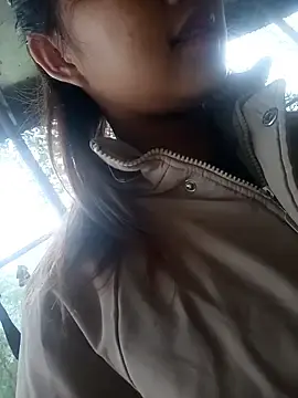 Stripchat Live Sex Cam of Pretty-haert