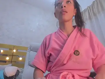 Stripchat Adult Video Chat of cristinapuerta_