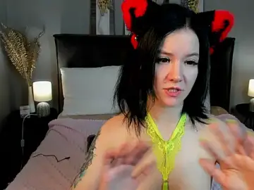 Stripchat Free Live Porn of Lina_Moony