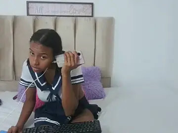 Stripchat Free Live Porn of Luna_lan