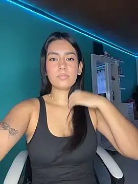 Stripchat Live Sex of ALANAH_KITTY