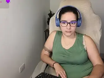 Stripchat Sex Cam of blue__moon_