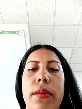 Stripchat Adult Webcams of _andrea30