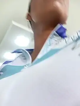 Stripchat Free Porn Cam of _andrea30