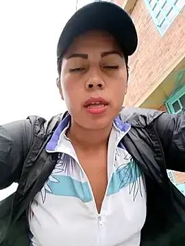 Stripchat Best Webcam of _andrea30