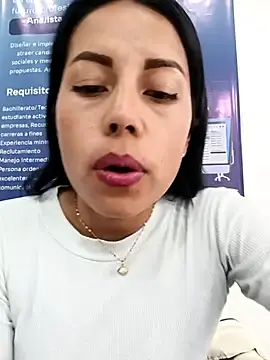 Stripchat Adult Video Chat of _andrea30