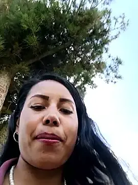 Stripchat Free Live Porn of _andrea30