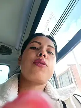 Stripchat Adult Webcams of _andrea30