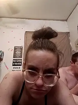 Stripchat Watch Live Sex Cams of snowbird1117