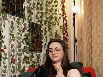 NaughtYHomemadE from stripchat