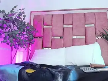 Stripchat Free Porn Cam of valentina_lenoxx