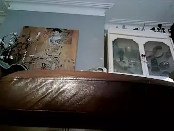 Stripchat Sex Cam of BIG_CHOPPA_747