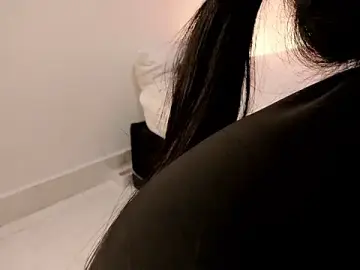 Stripchat Adult Webcam of Hannahx__